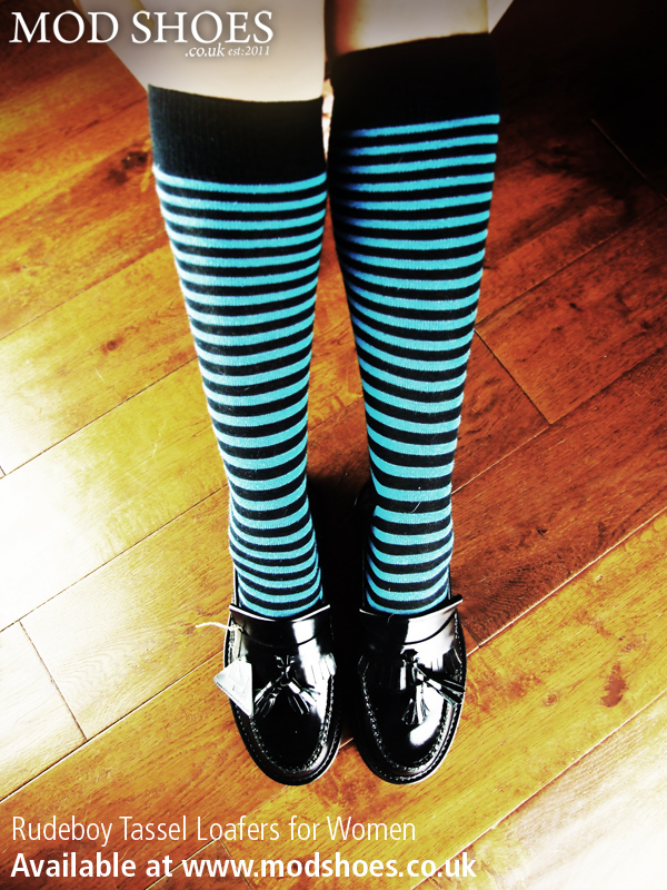 mod-shoes-black-rudeboys-girl-in-strippy-socks