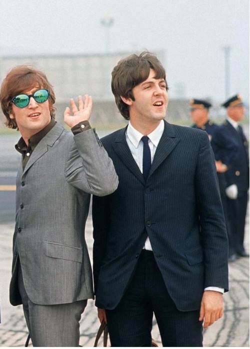 20 mod shoes john lennon in a nice suit