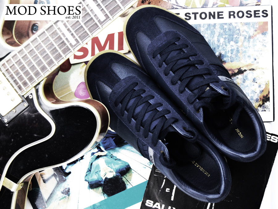 mod-shoes-madchester-britpop-trainers-blue-01