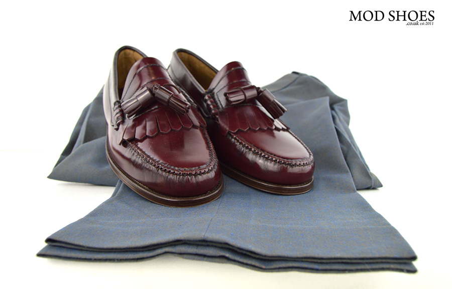 mod-shoes-oxblood-tassel-loafer-with-Two-tone-trousers