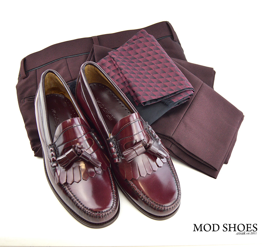 mod-shoes-oxblood-tassel-loafers-with-burgundy-trousers