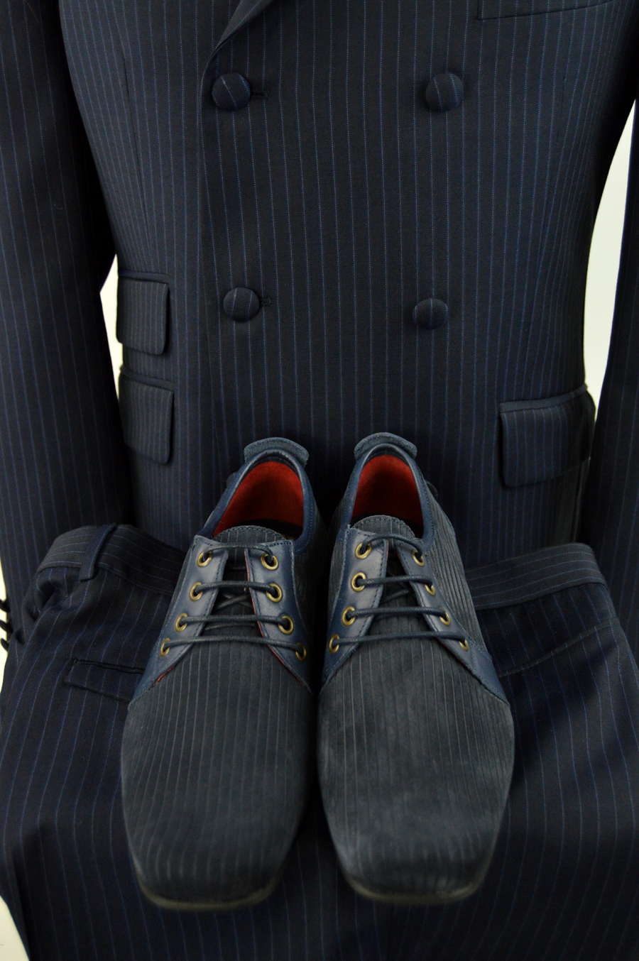 modshoes-suede-corded-shoes-rawlings-with-blue-striped-mod-suit-from-adaptor-clothing-02