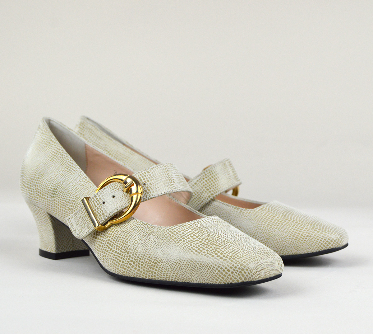 The Lola In Cream Textured Effect Patent Leather – Mary Jane 60s Style ...