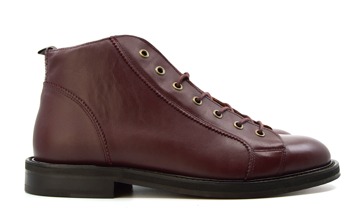 oxblood chukka boots