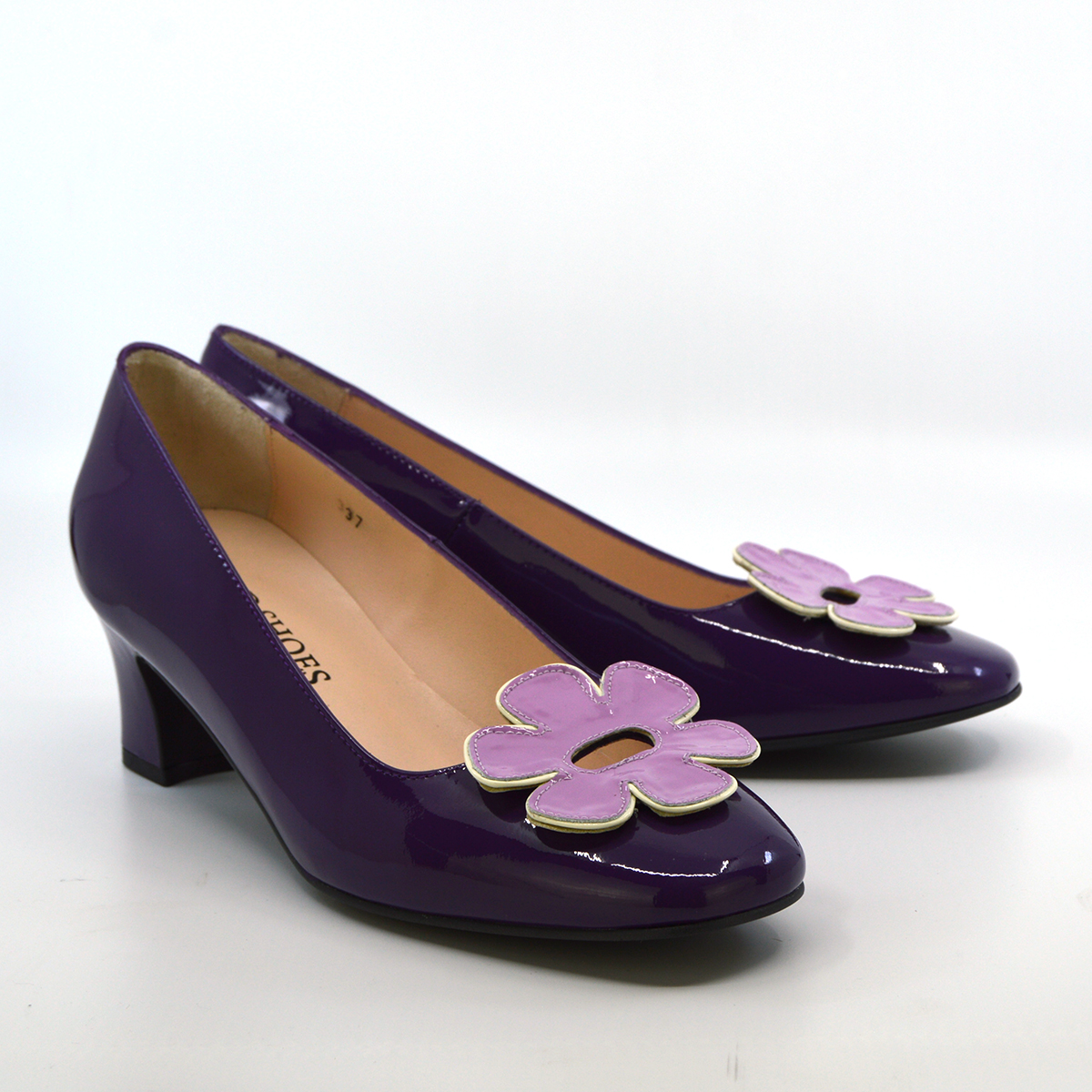 vintage flower shoes