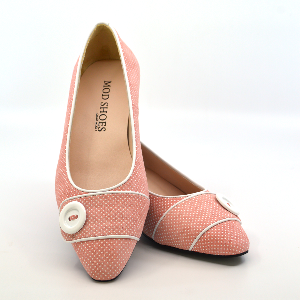 ladies pink suede shoes