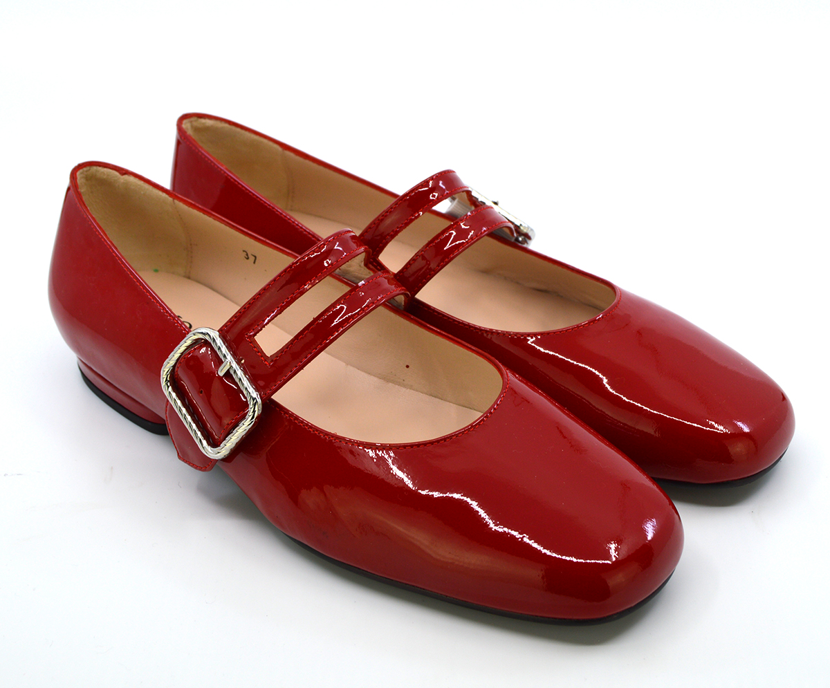 Red vintage shoes uk store