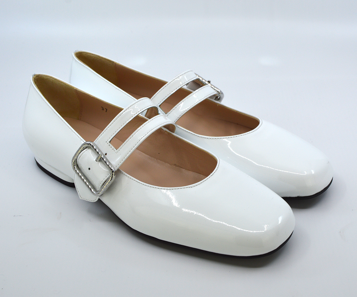 The Prudence – Ladies Flat Retro Vintage 60’s Twiggy Style Shoe in ...