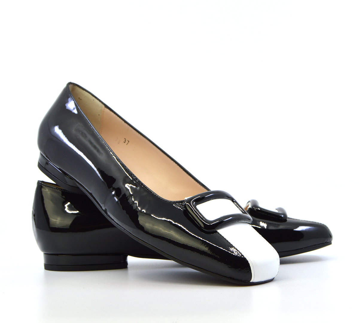 black and white flat shoes for ladies