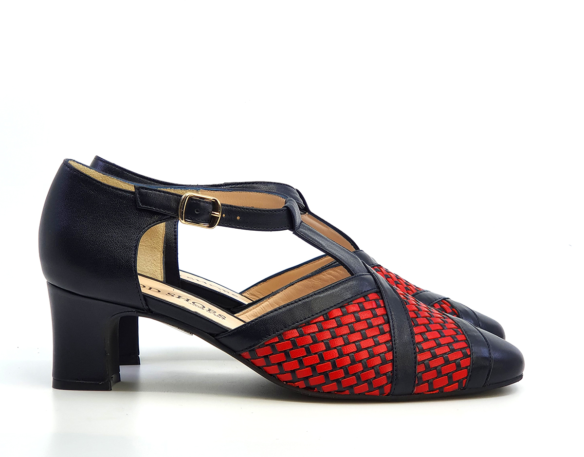 t bar ladies shoes