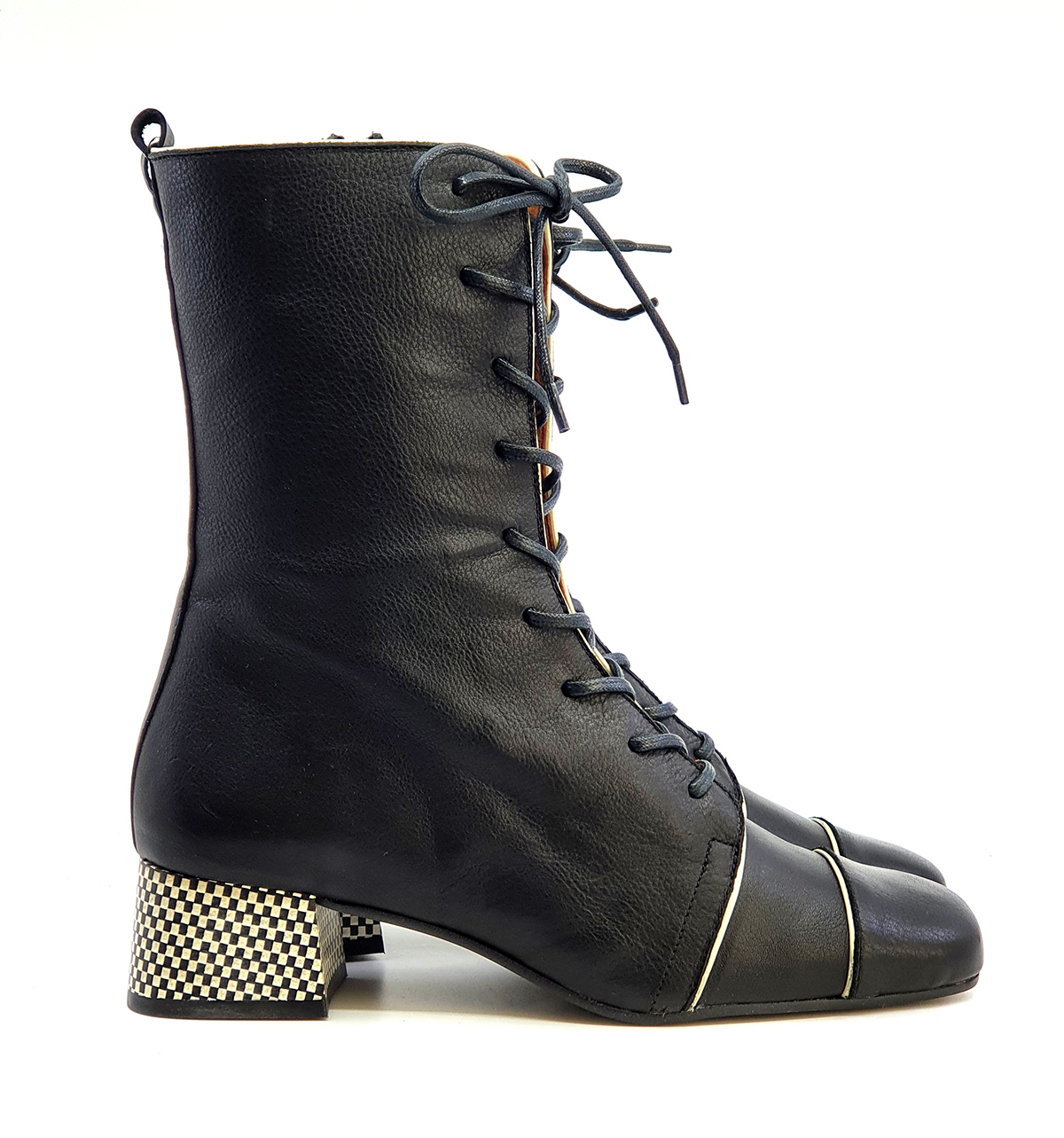 CHANEL CC VINTAGE WEBBING LOGO LACE UP BLACK LEATHER MOTO COMBAT BOOTS IT  40 / US 9 - 9.5