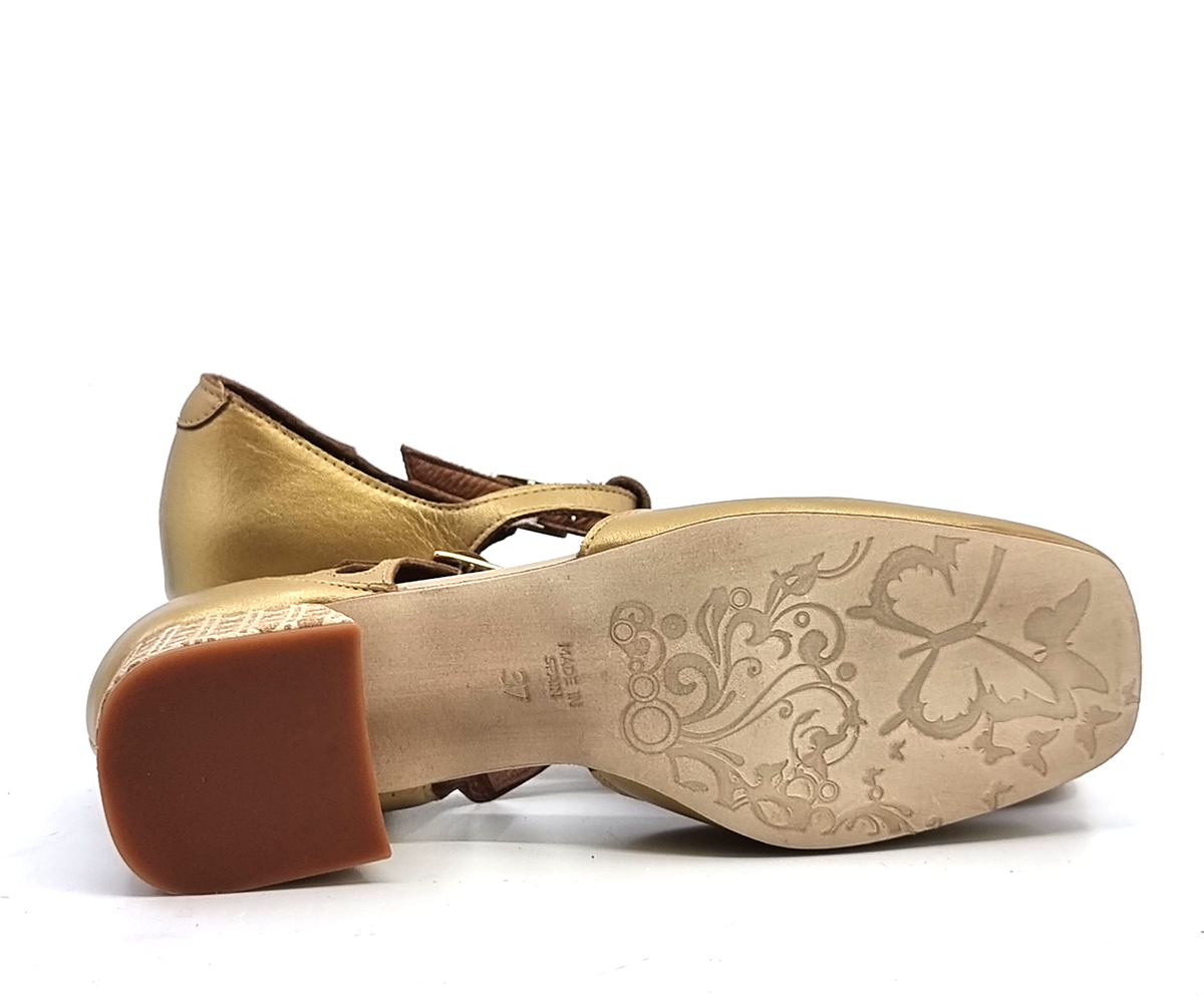 The Zinnia in Gold – Ladies Retro Style Shoe by Mod Shoes – Mod Shoes
