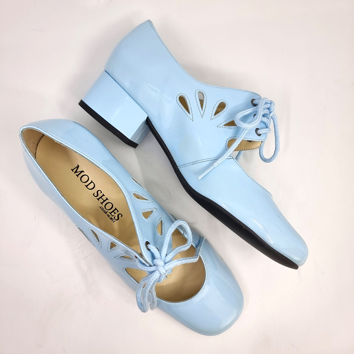 vegan vintage shoes