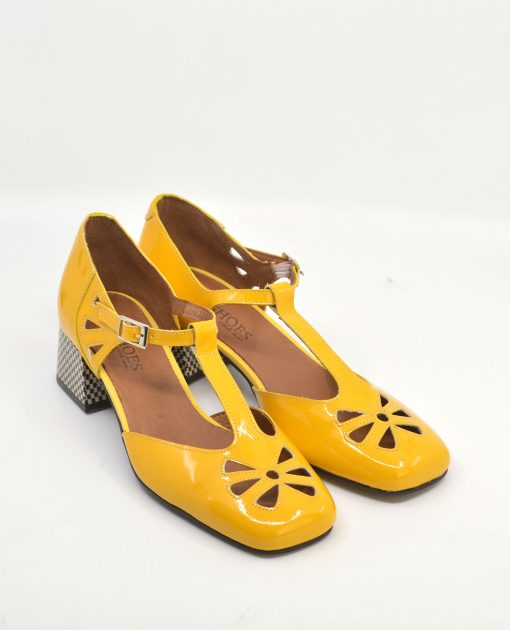 modshoes-the-zinnia-in-sunshine-yellow-patent-ladies-retro-vintage-shoes-05