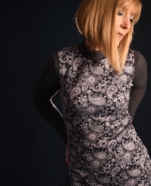 66-The-Lucy-Mod-60s-Style-womens-dress-in-black-paisley-07