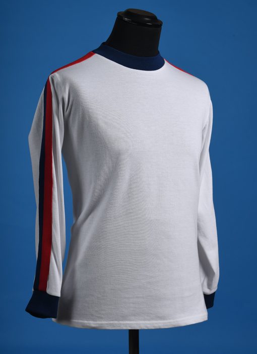 66-Clothing-The-Euro-top-England-Inspired-1970s-Football-in-White-with-Red-Blue-Stripe-11