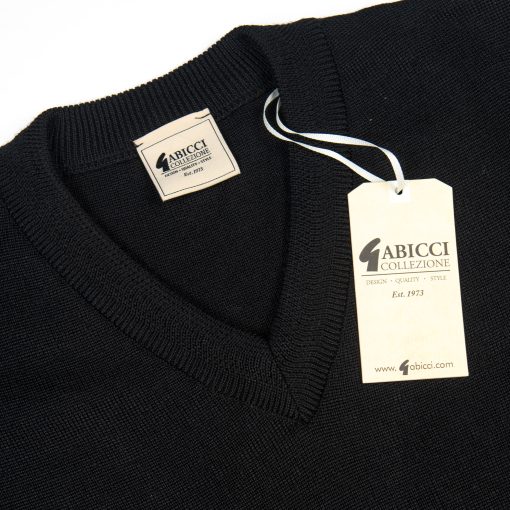 CXLondon-Gabicci-Vneck-Jumper-wool-acrylic-black-02