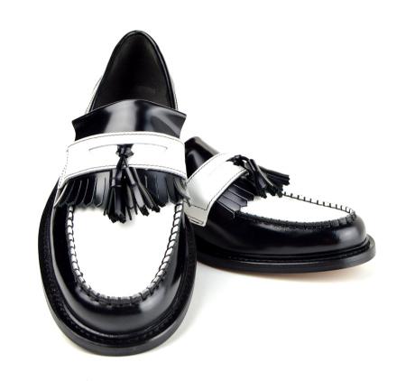 modshoes-two-tone-black-and-white-leather-tassel-loafers-mod-ska-skinhead-rockabilly-04