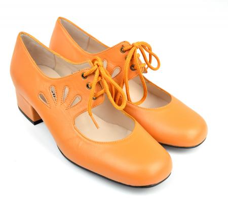 1970's style women's shoes